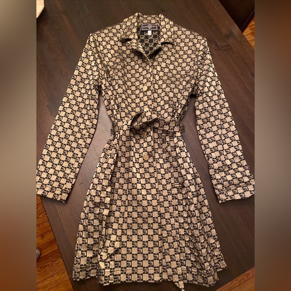 St. John Sport By Marie Gray Logo-Print Trench Coat Size M